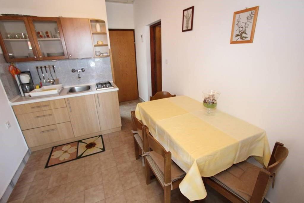 Apartments Anita Pomer Εξωτερικό φωτογραφία