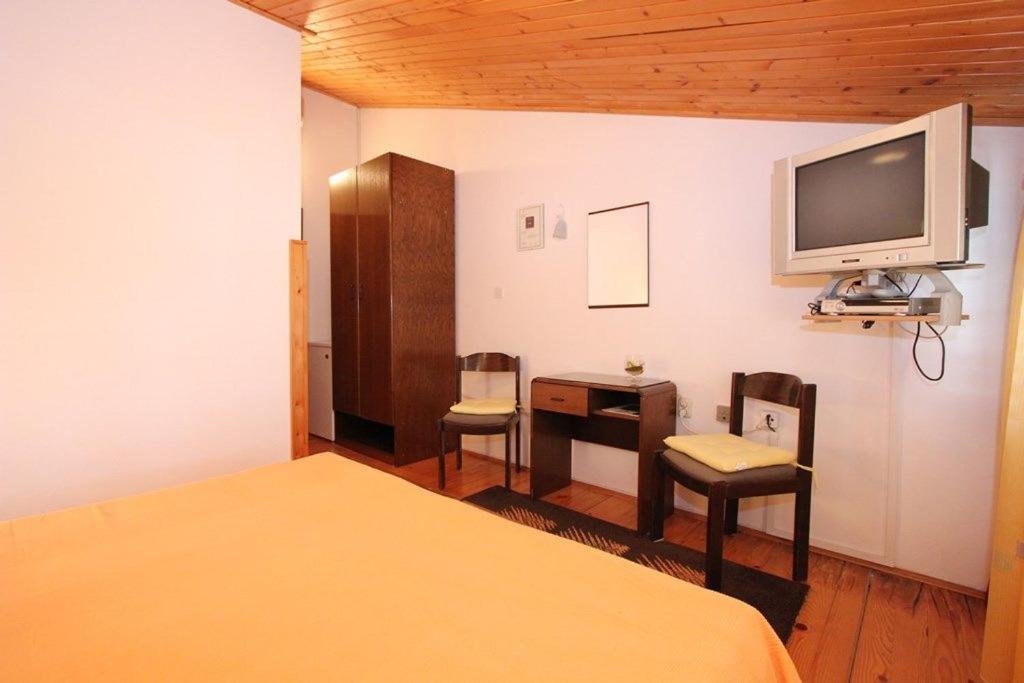 Apartments Anita Pomer Εξωτερικό φωτογραφία