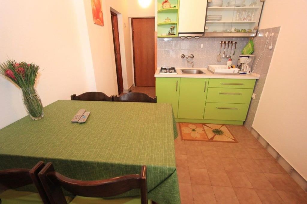 Apartments Anita Pomer Εξωτερικό φωτογραφία